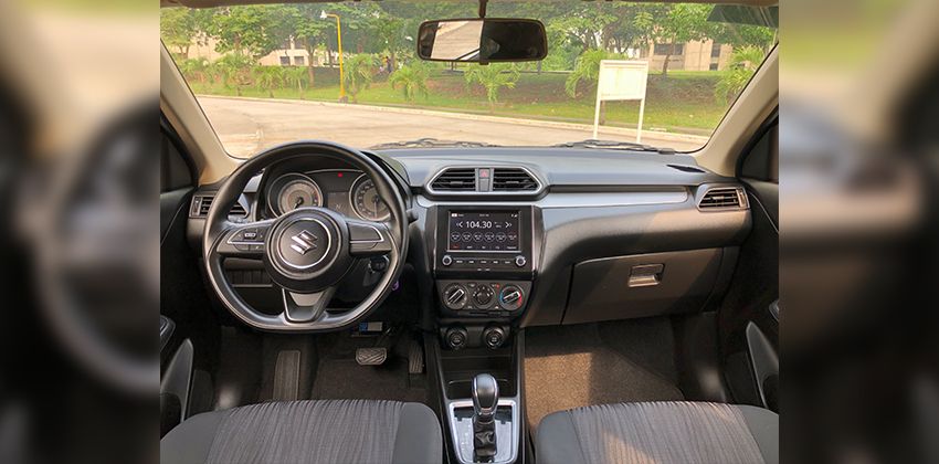 Suzuki Swift Dzire GL+ cockpit 850 x 420