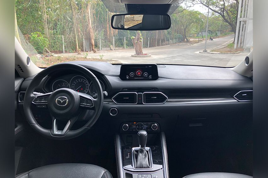 Mazda CX-5 Sport Diesel cockpit