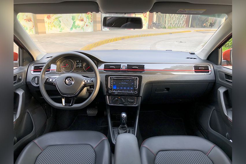 Volkswagen Santana GTS cockpit