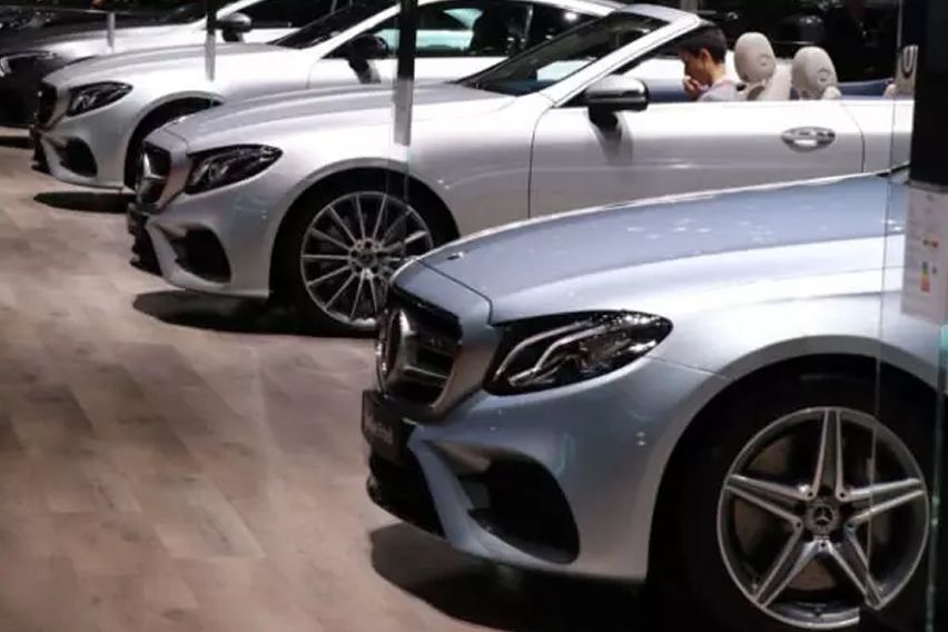 Daimler global sales