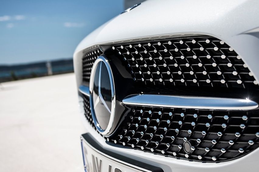 Mercedes Q1 2020 sales