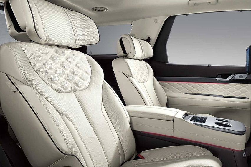 Hyundai Palisade captain seats