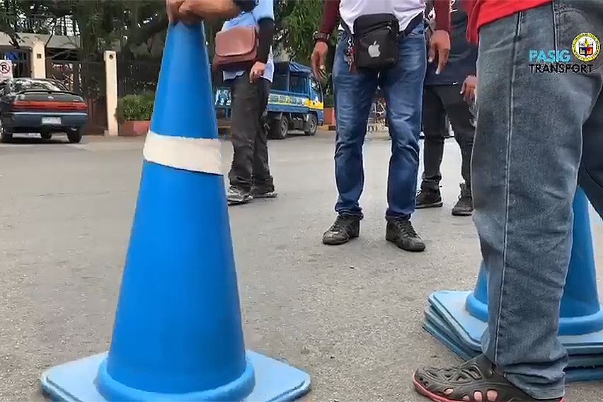 Pasig sidewalk widening body cone photo