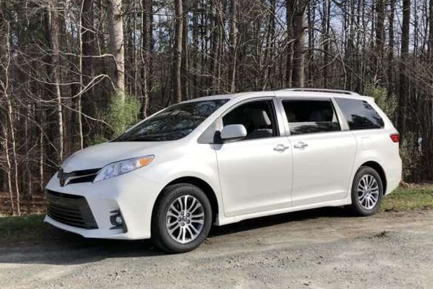toyota_sienna