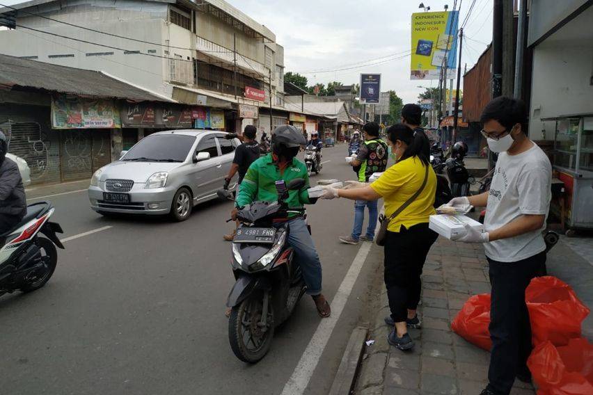 Evalube Bantu Masyarakat dan Tenaga Medis Terdampak Pandemi  