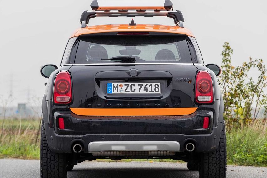 mini countryman x-raid rear