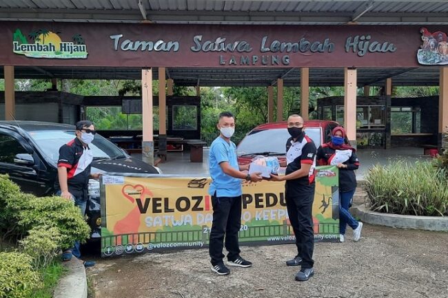 Komunitas Toyota Veloz Bantu Kebun Binatang Komunitas Toyota Veloz Bantu Kebun Binatang