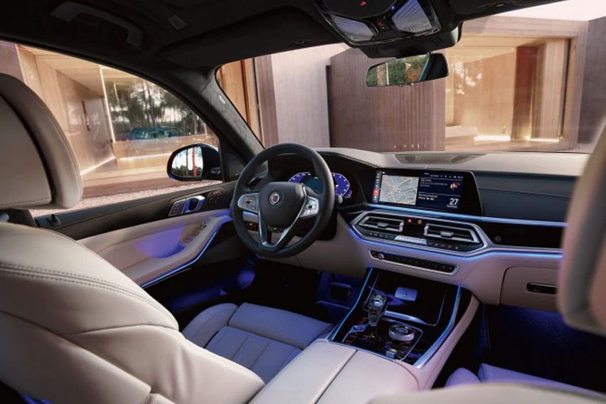 2021 Alpina XB7 interior