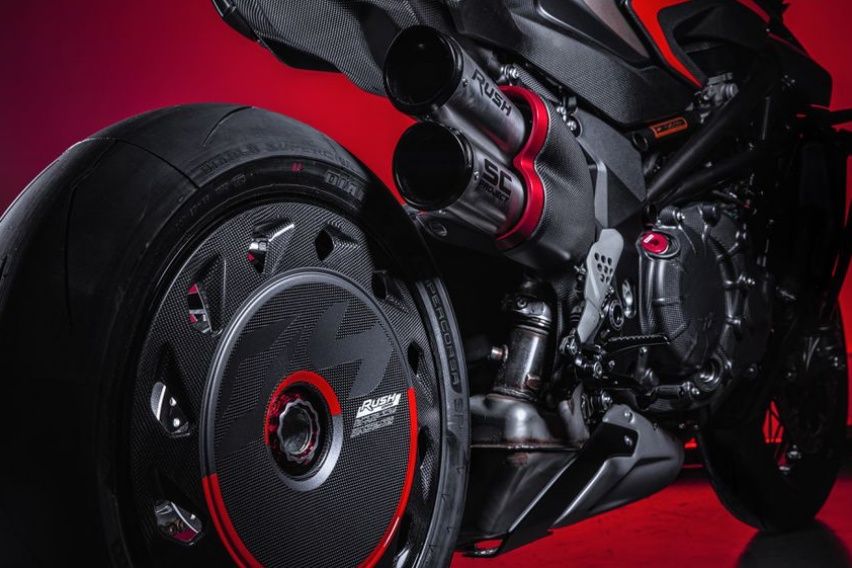 MV Agusta Rush tampilan belakang