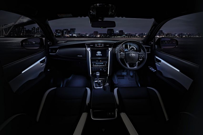 Fortuner Legender Interior
