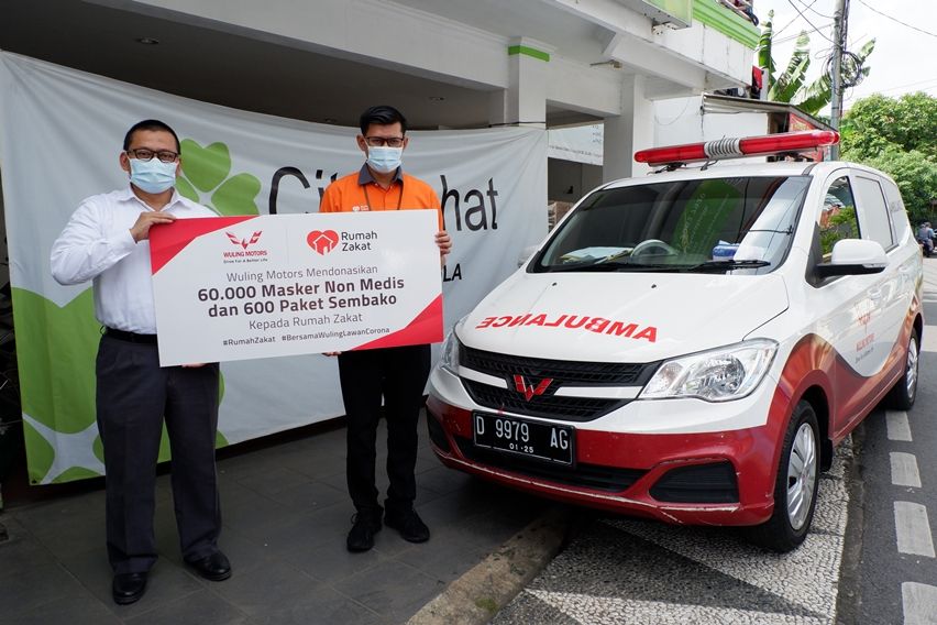 Sumbangan sembako dan masker dari Wuling Motors