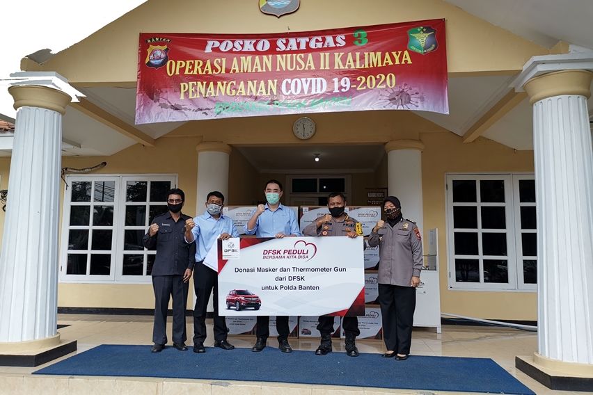 DFSK Sokong Pencegahan Covid-19, Alokasikan Masker dan Thermogun di Serang DFSK Sokong Pencegahan Covid-19, Alokasikan Masker dan Thermogun di Serang