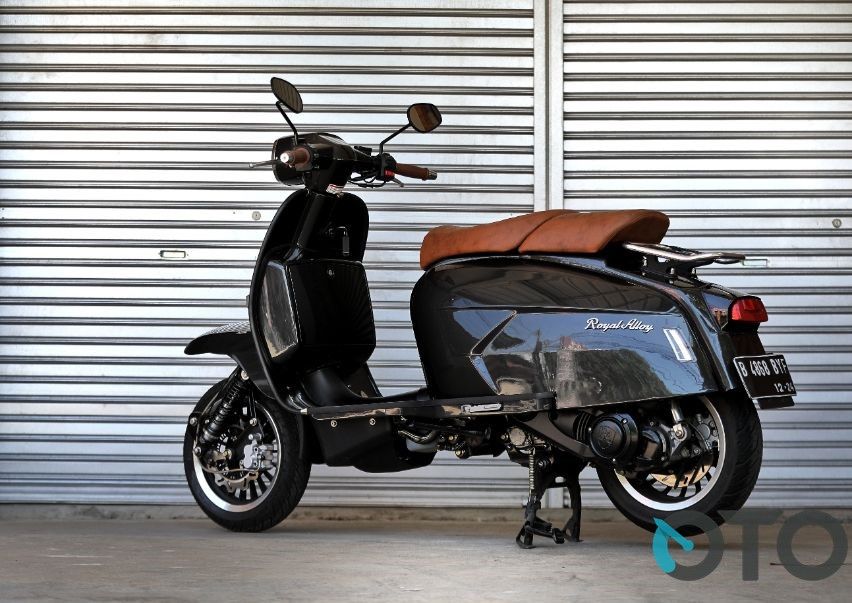 Royal Alloy GP200S rear end