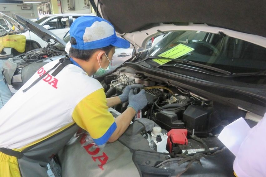 servis Honda mobil