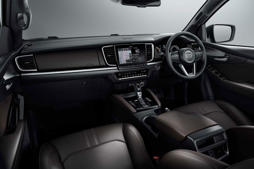 2020 Mazda BT-50 cabin