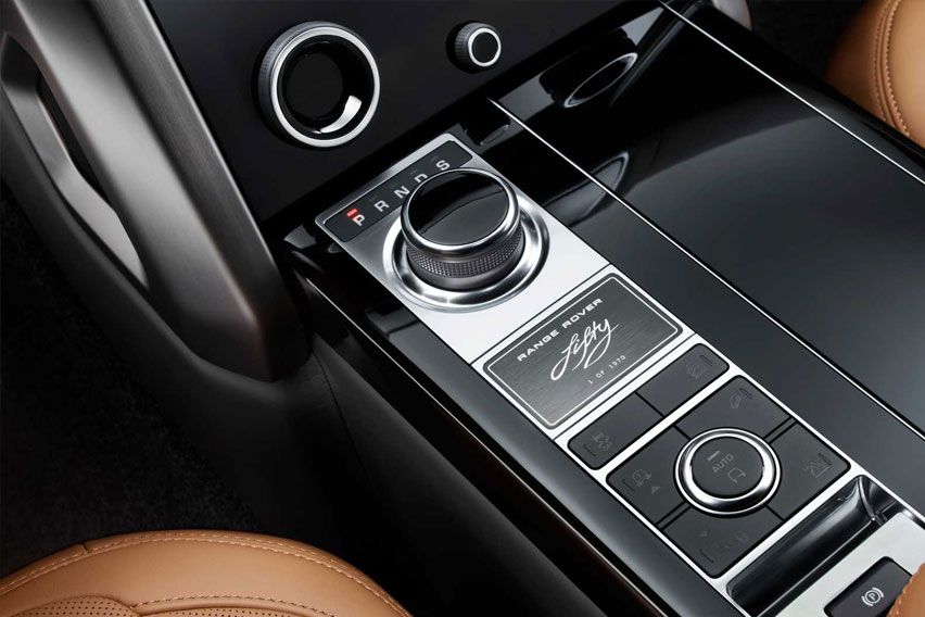 Range Rover Fifty cabin