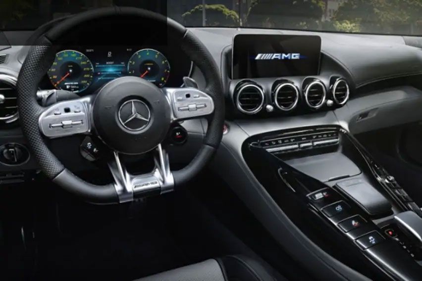 2020 Mercedes-AMG GT cabin