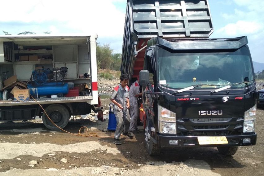 genuine spare parts Isuzu