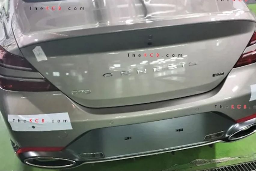 2021 Genesis G70 rear
