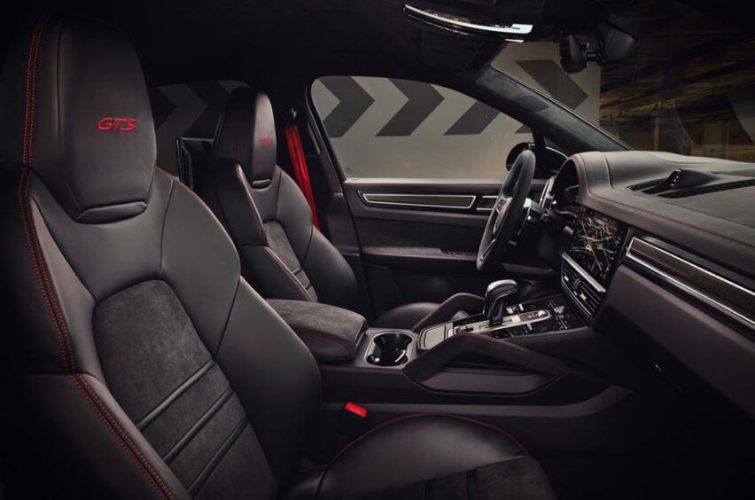 Interior Cayenne GTS