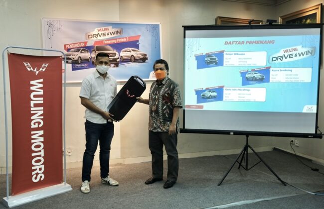 Wuling Umumkan Pemenang ‘Drive & Win’ Periode Ketiga Wuling Umumkan Pemenang ‘Drive & Win’ Periode Ketiga