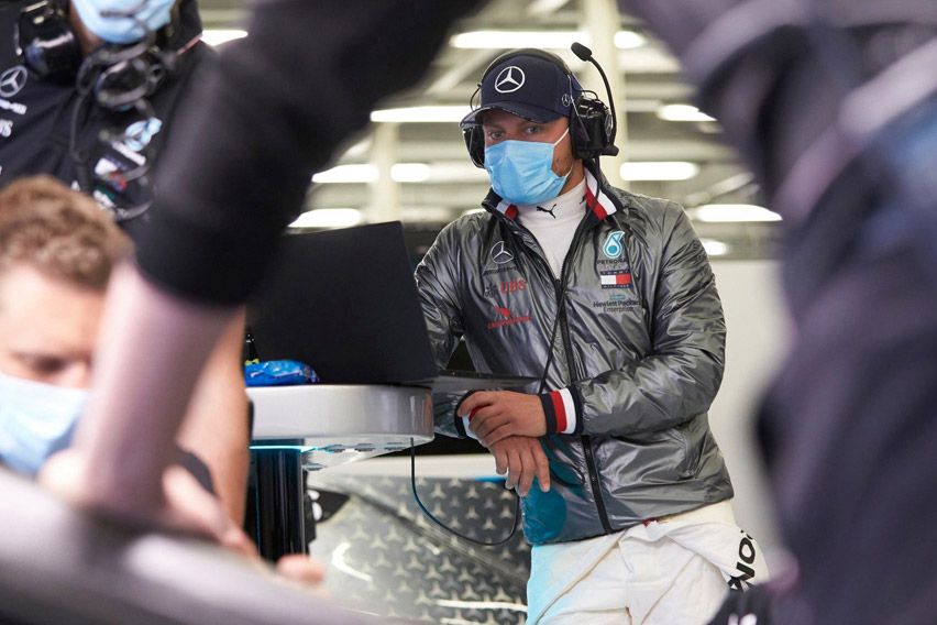 Mercedes Jalani Tes di Silverstone
