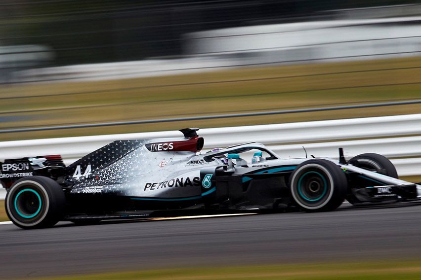 F1: Hamilton Lakoni Tes Silverstone dalam Kondisi Hujan 