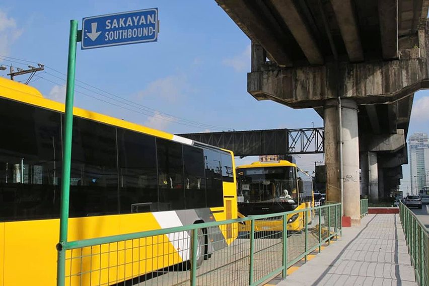 EDSA Busway opens body photo 4