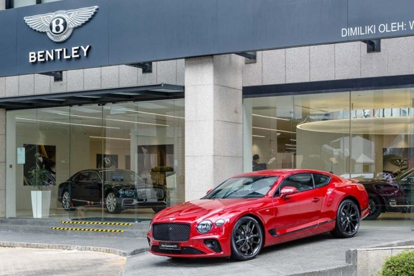 Bentley Continental GT V8 engine