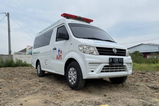 DFSK Super Cab Versi Ambulans Bisa Dipesan di Seluruh Diler Resmi DFSK Super Cab Versi Ambulans Bisa Dipesan di Seluruh Diler Resmi