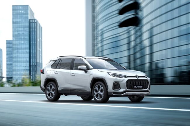 Suzuki Pamer Across, Kembaran Toyota RAV4 Berteknologi Plug-in Hybrid Suzuki Pamer Across, Kembaran Toyota RAV4 Berteknologi Plug-in Hybrid