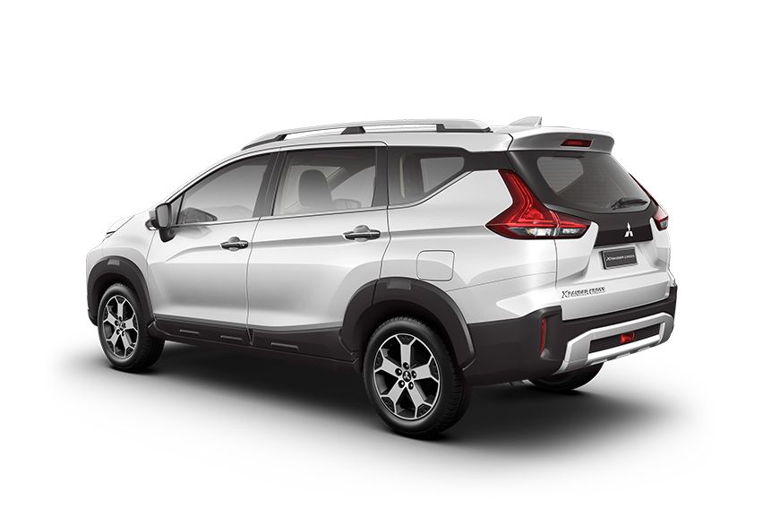 Mitsubishi Xpander Cross rear quarter