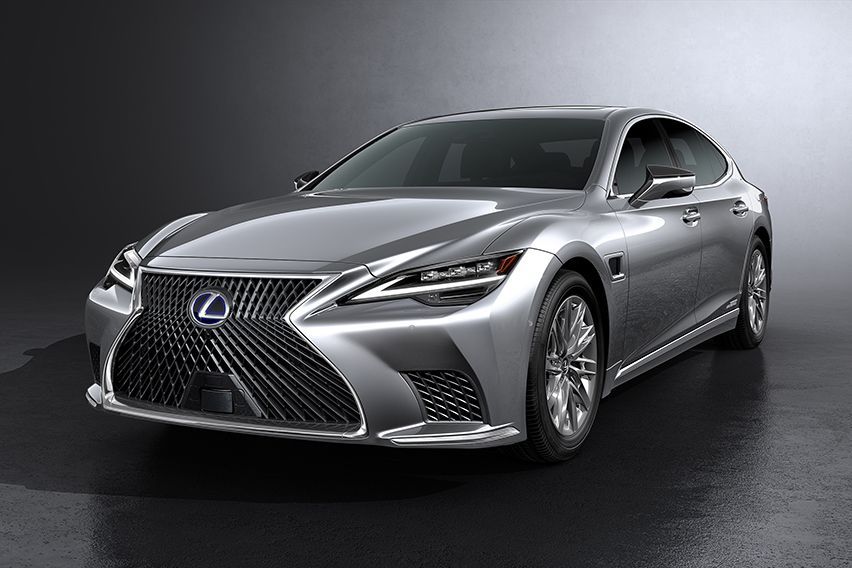 Updated Lexus LS boasts of new lighting system, body color, and Teammate