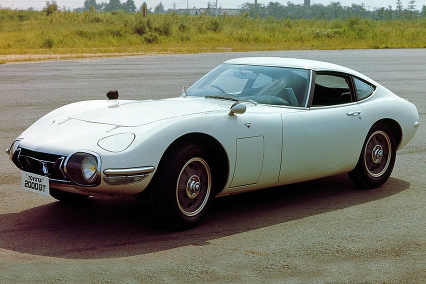 Toyota to sell parts for the famed 2000GT