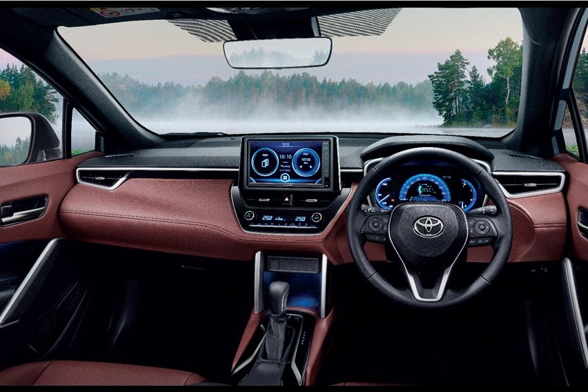 Corolla Cross cabin