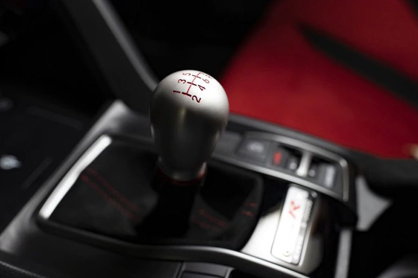 Honda Civic Type-R Limited Edition transmission