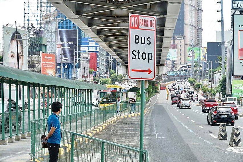 New bus stops, barriers, separators on EDSA now 80% complete