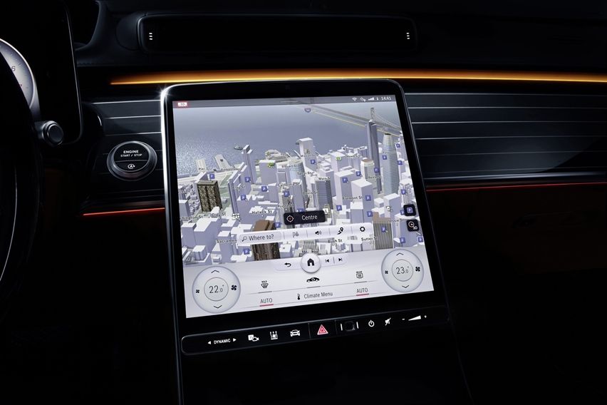 Display Mercedes S-Class