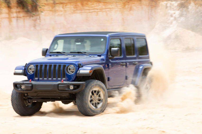 Jeep wrangler v8