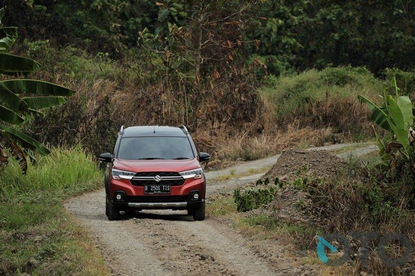 Road Test Suzuki XL7 Alpha AT Kenikmatan Ertiga dengan 