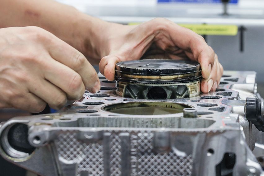 Porsche 3D-prints pistons for the 911 GT2 RS