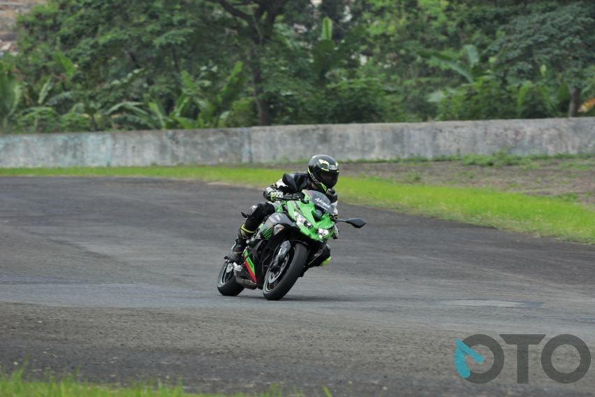 Performa Kawasaki Ninja ZX-25R