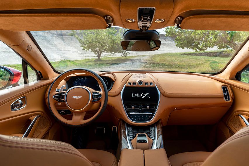 Aston Martin DBX cabin