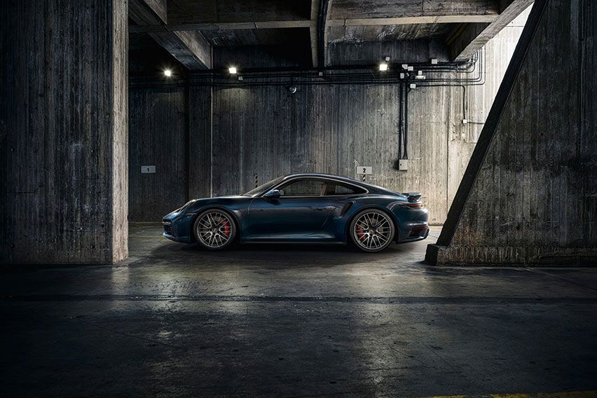 Force major: Porsche presents the new 911 Turbo Coupe and Cabriolet