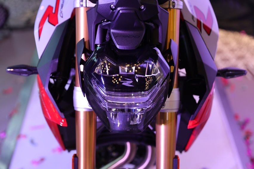 Wajah BMW F 900 R