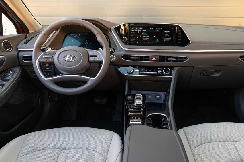 Hyundai Sonata Cabin