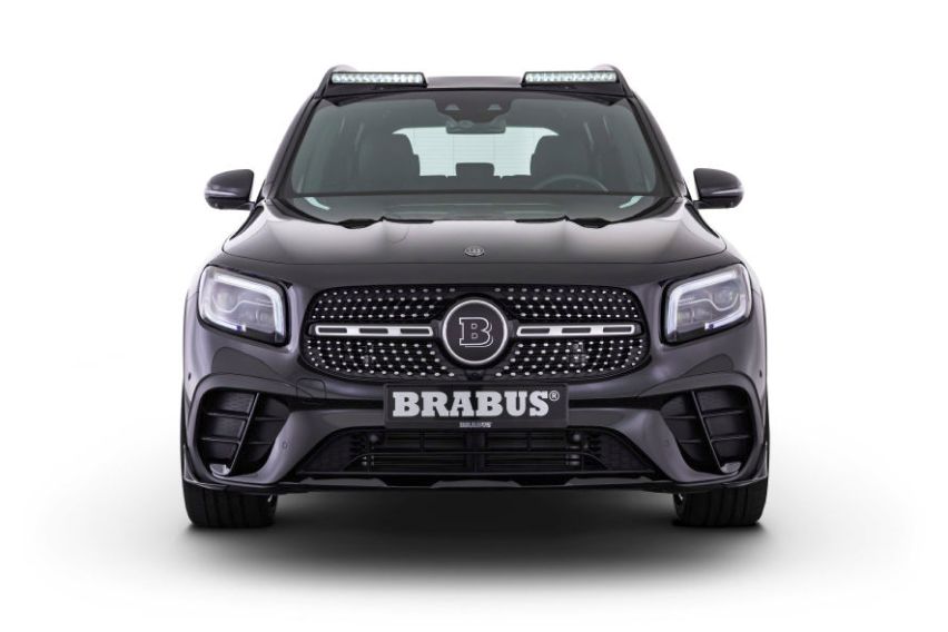 Mercedes-Benz GLB front