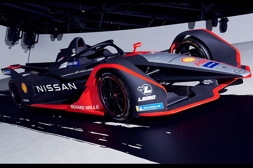 Nissan_Pavilion-body photo 6