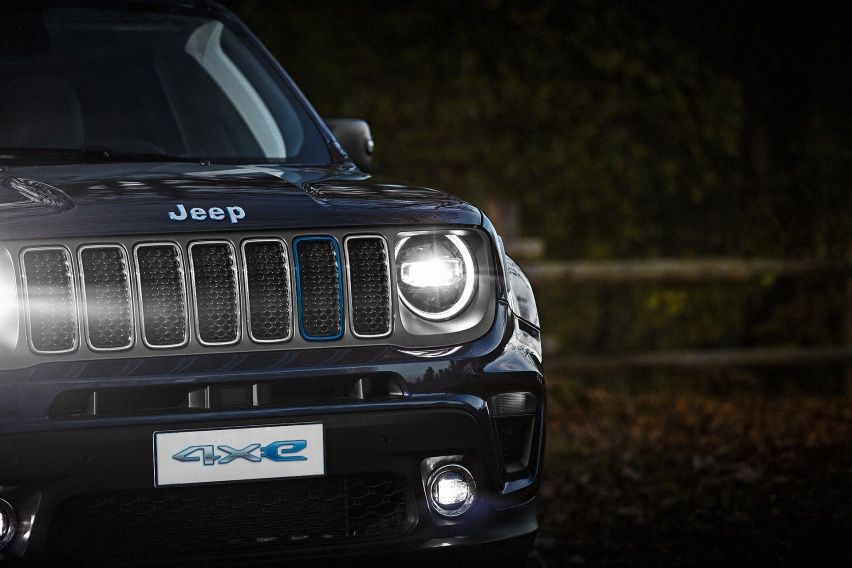 Jeep Renegade Compass 4xe Mopar