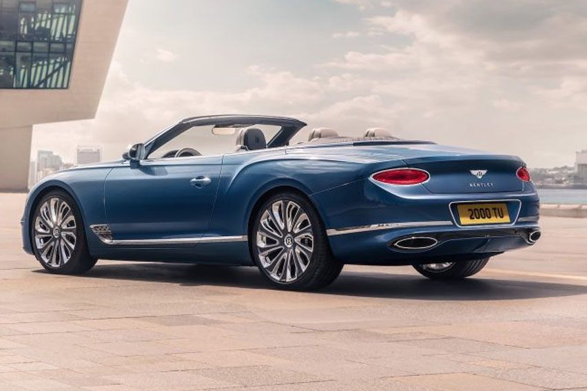 Bentley Continental GT Mulliner rear